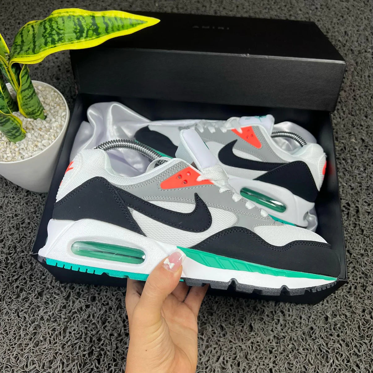 NIKE AIR MAX BLANCO - NEGRO - VERDE