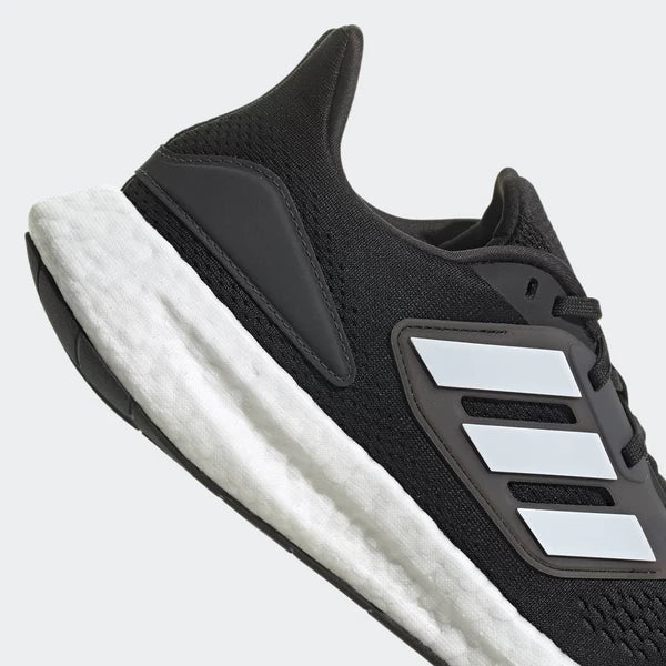 ADIDA ULTRABOOST NEGRO - BLANCO
